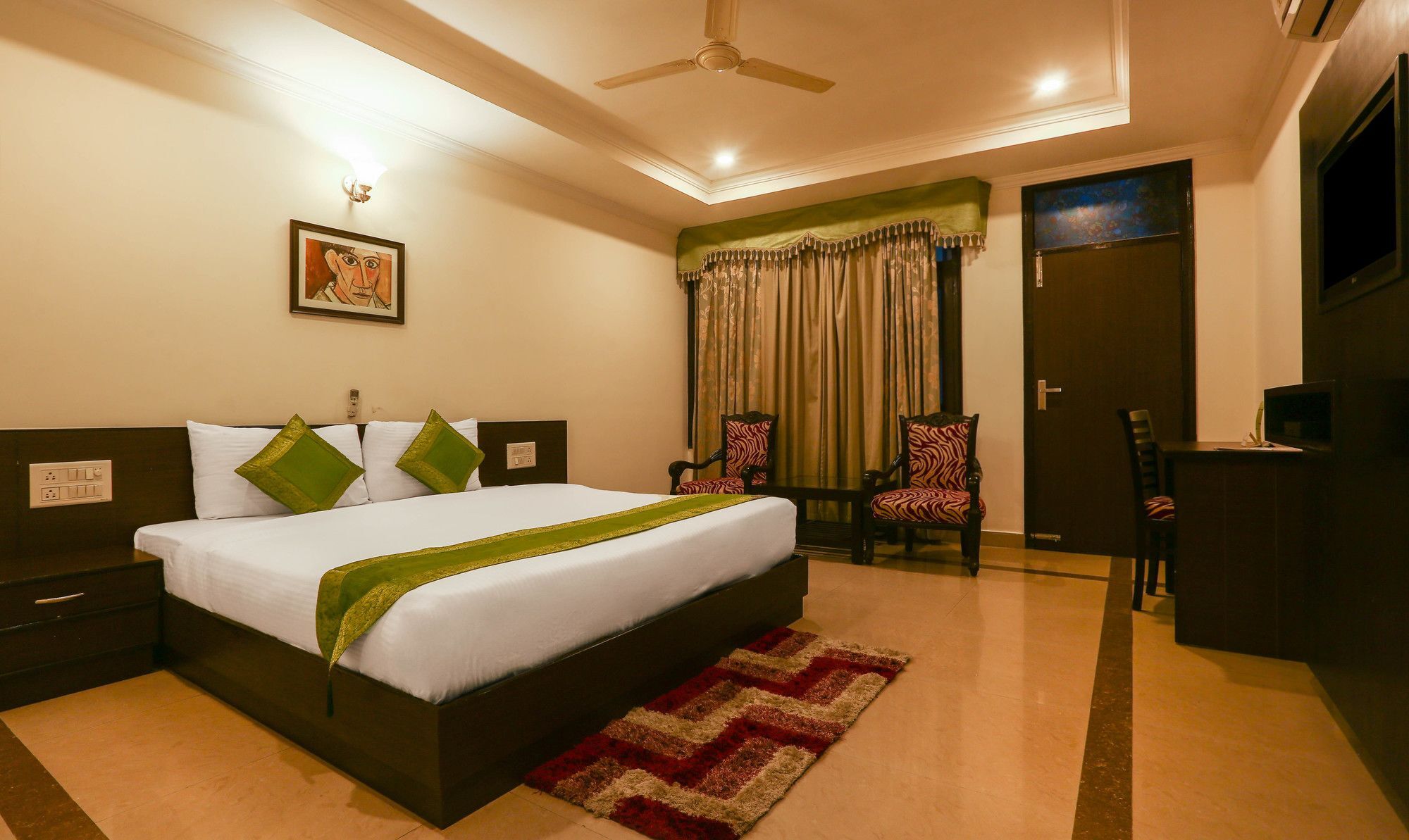 Treebo Trend Gk Conifer Hotel Dharamshala Exterior foto