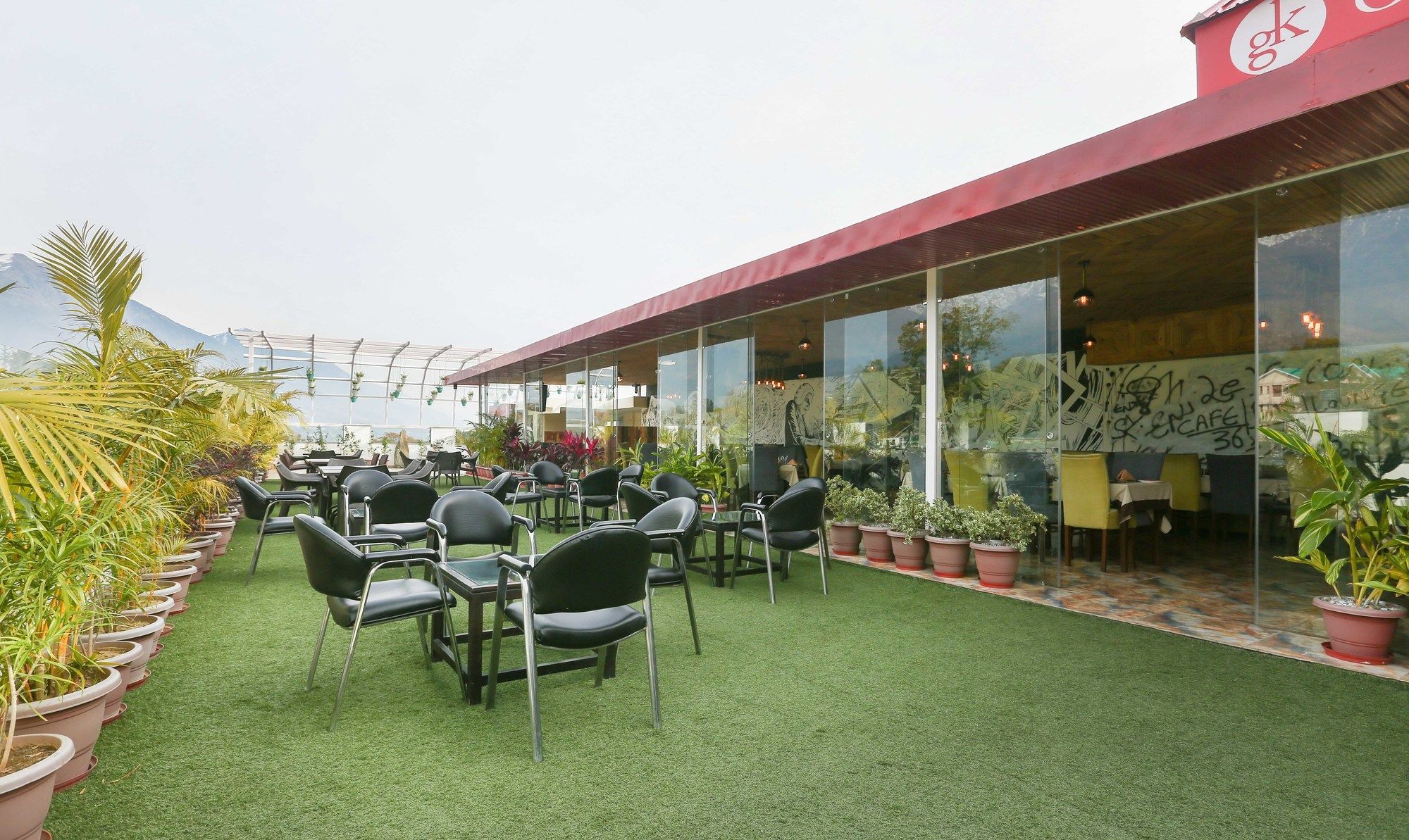 Treebo Trend Gk Conifer Hotel Dharamshala Exterior foto